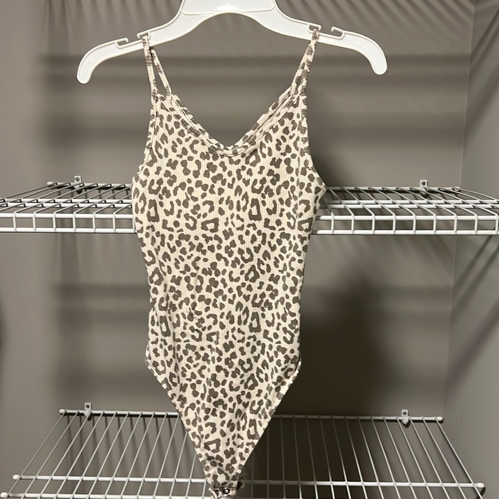 NWOT * American Eagle Leopard Print Bodysuit XXS